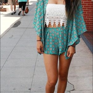 Mika & Gala LF Blue Floral Flowy Shorts